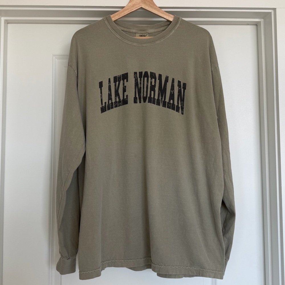 Comfort Colors Lake Norman NC Olive Green Long Sleeve Tee XL Collegiate - Picture 2 of 6